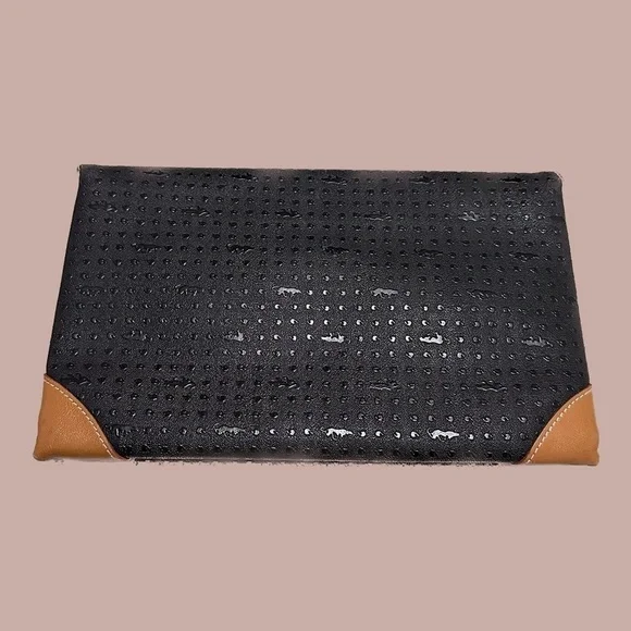 VINTAGE BLACK AND BROWN CLUTCH - Picture 6 of 6